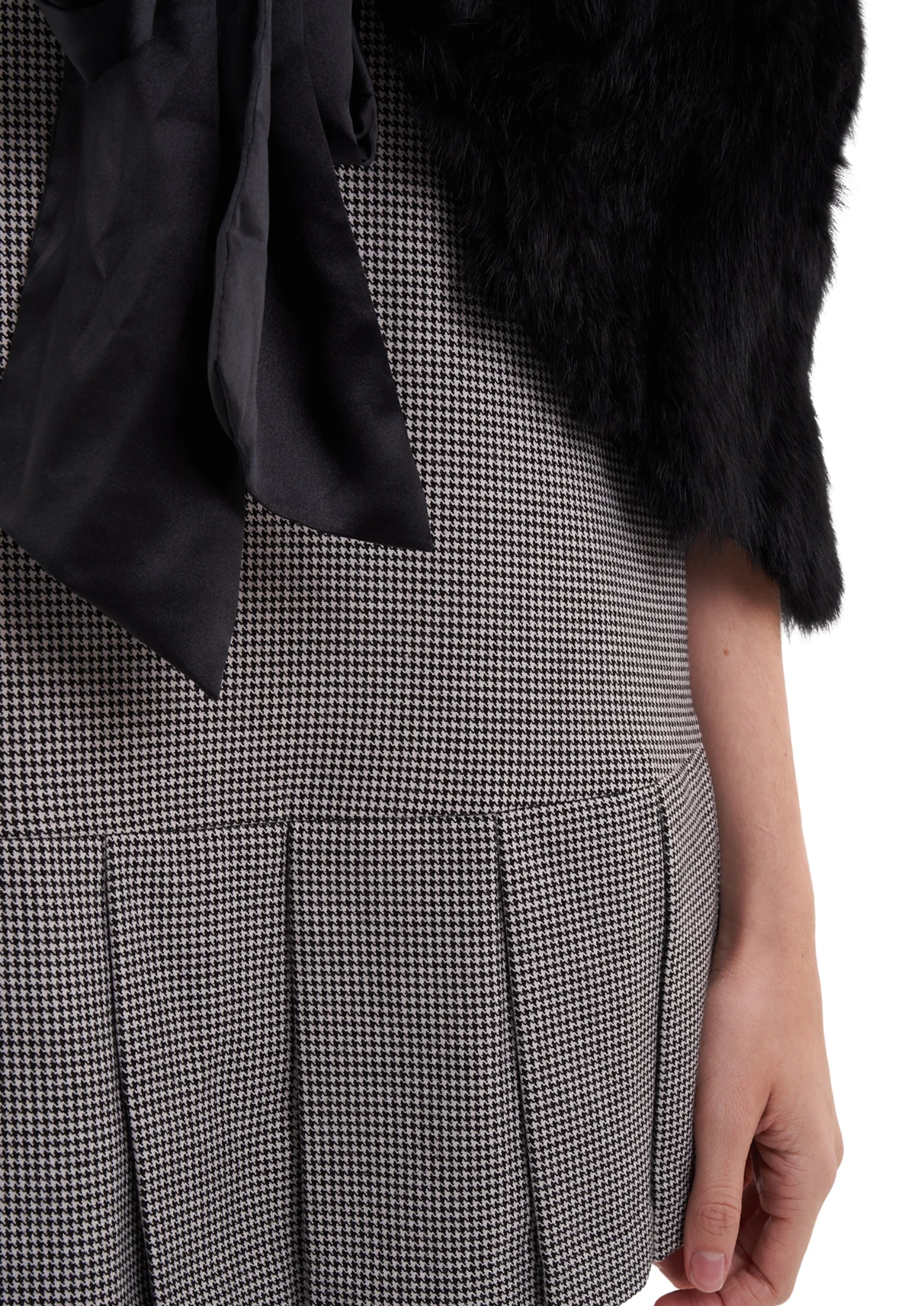 PARIS DRESS IN HOUNDSTOOTH - Image 4