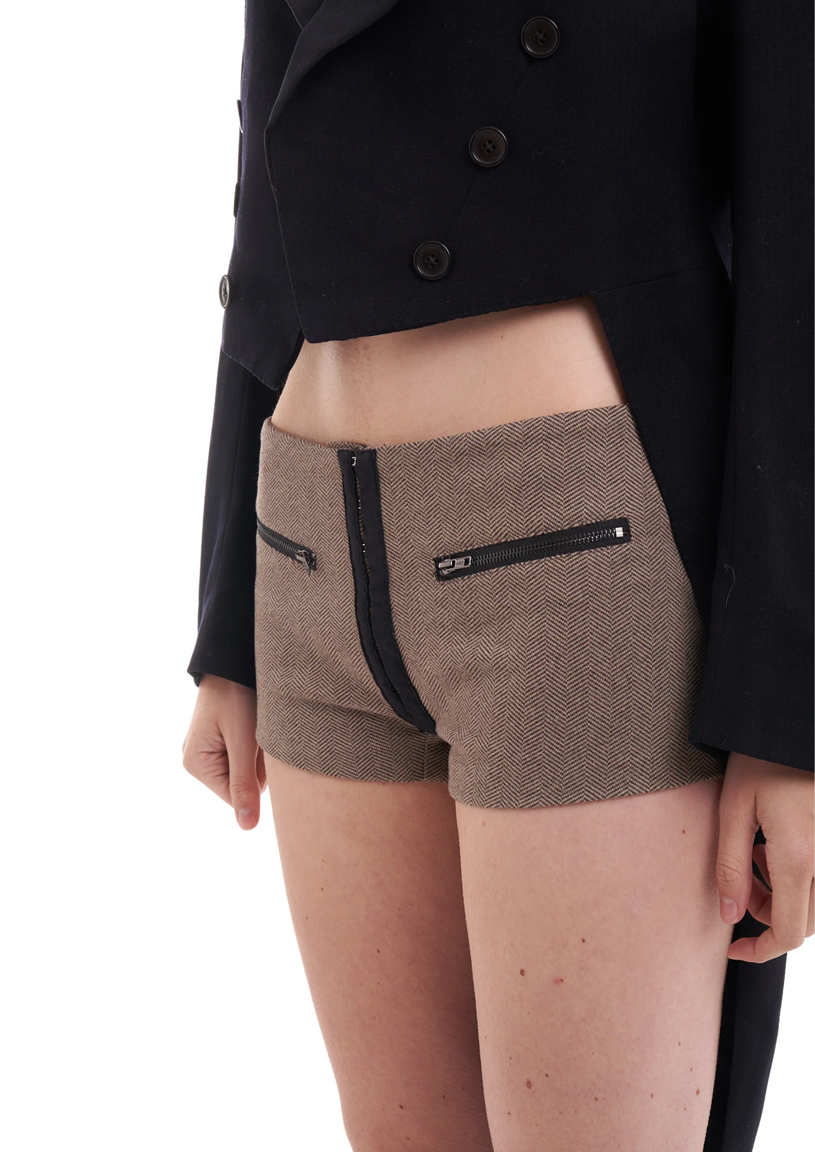 THE TILLY SHORTS IN BROWN - Image 4