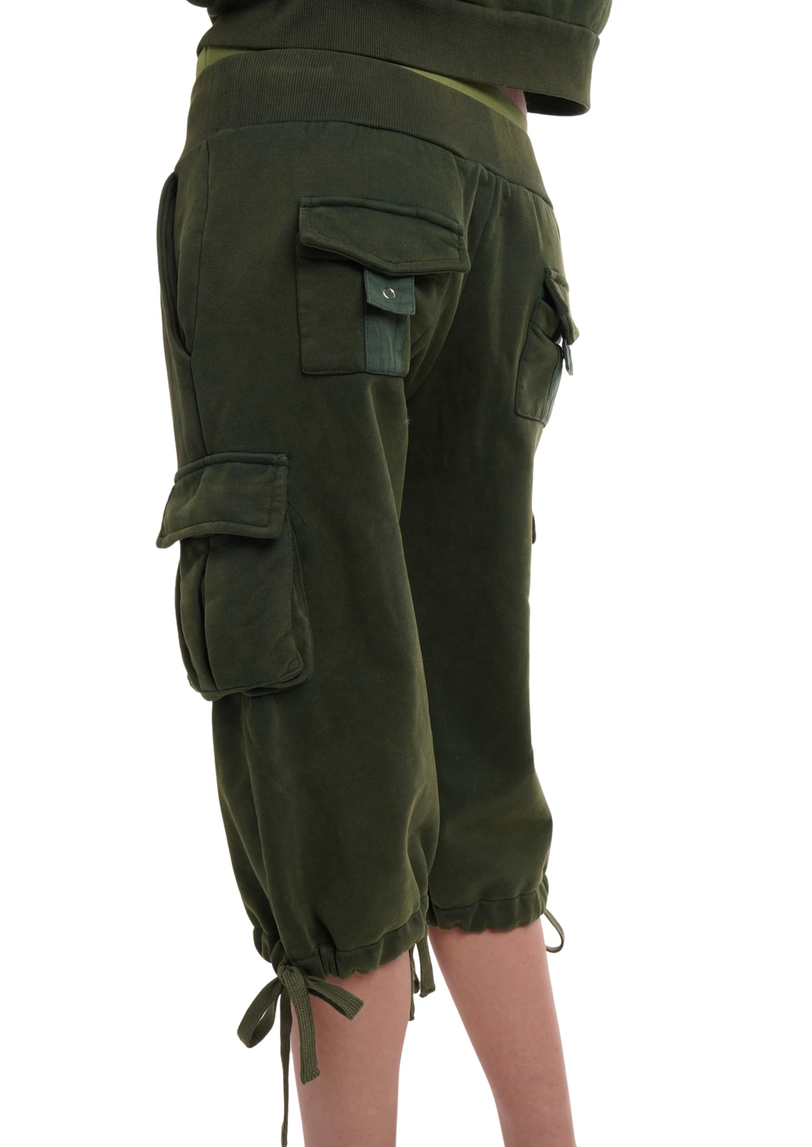 UTILITY TRACK CAPRIS IN MILITARY GREEN - Image 4